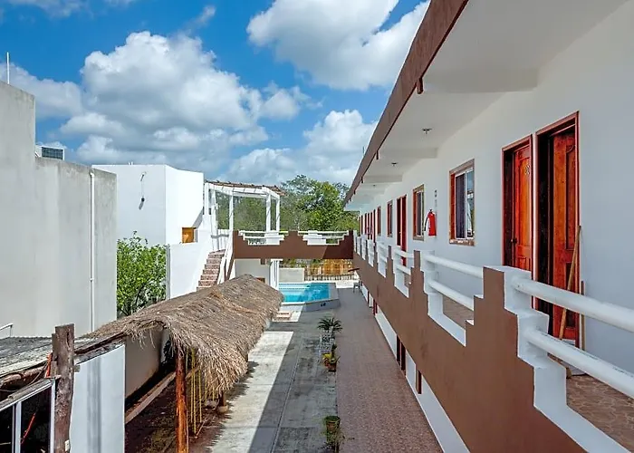 Hotel Oyo Palma Real